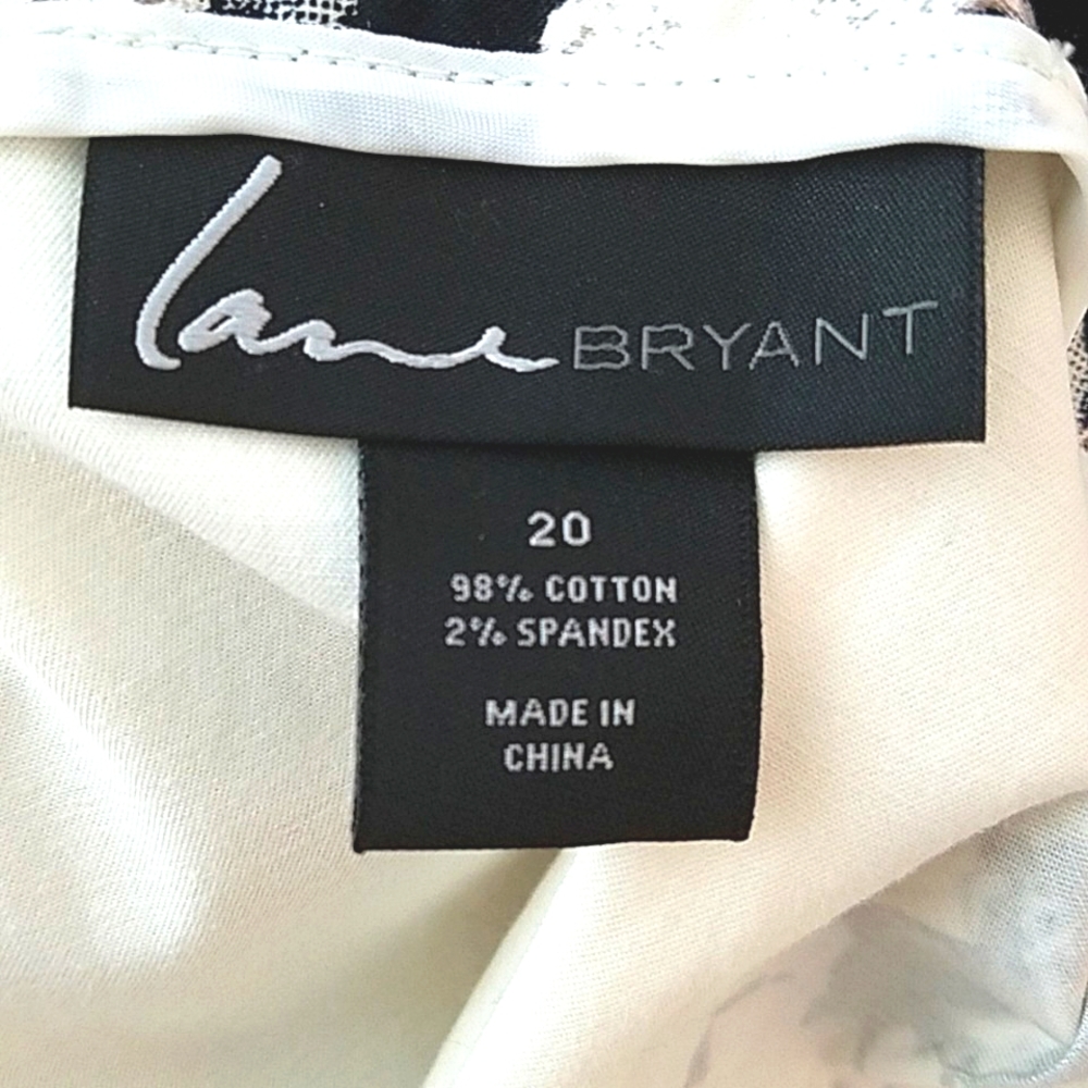 Lane Bryant Women's Plus Size Pencil Skirt Black and White Floral Size 20 - Picture 4 of 4